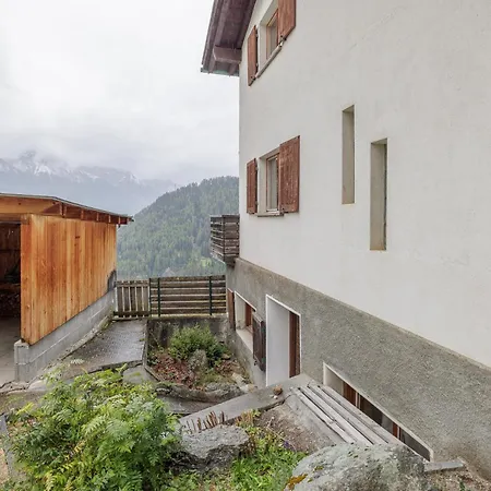 아파트 Chasa Moffa